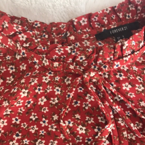 Collared top - Picture 2 of 4